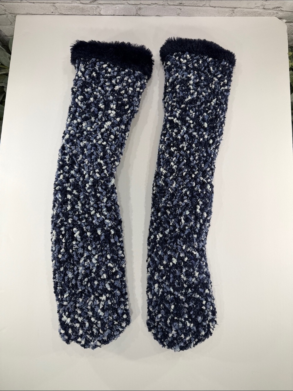 JANE & BLEECKER “Blue Speck” Slipper Socks - Super Soft Plushfill Lined WMS 4-10